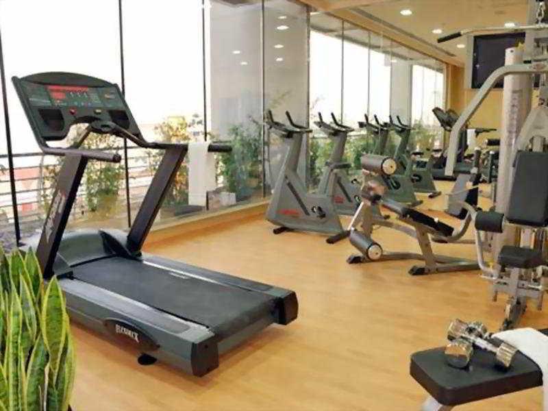 Golden Tulip Suites Dubai