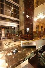 Golden Tulip Suites Hotel Dubai