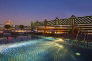Golden Tulip Suites