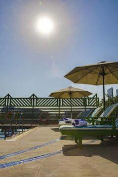 Golden Tulip Suites 3*