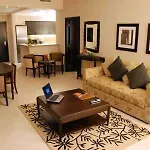 Golden Tulip Suites Dubai