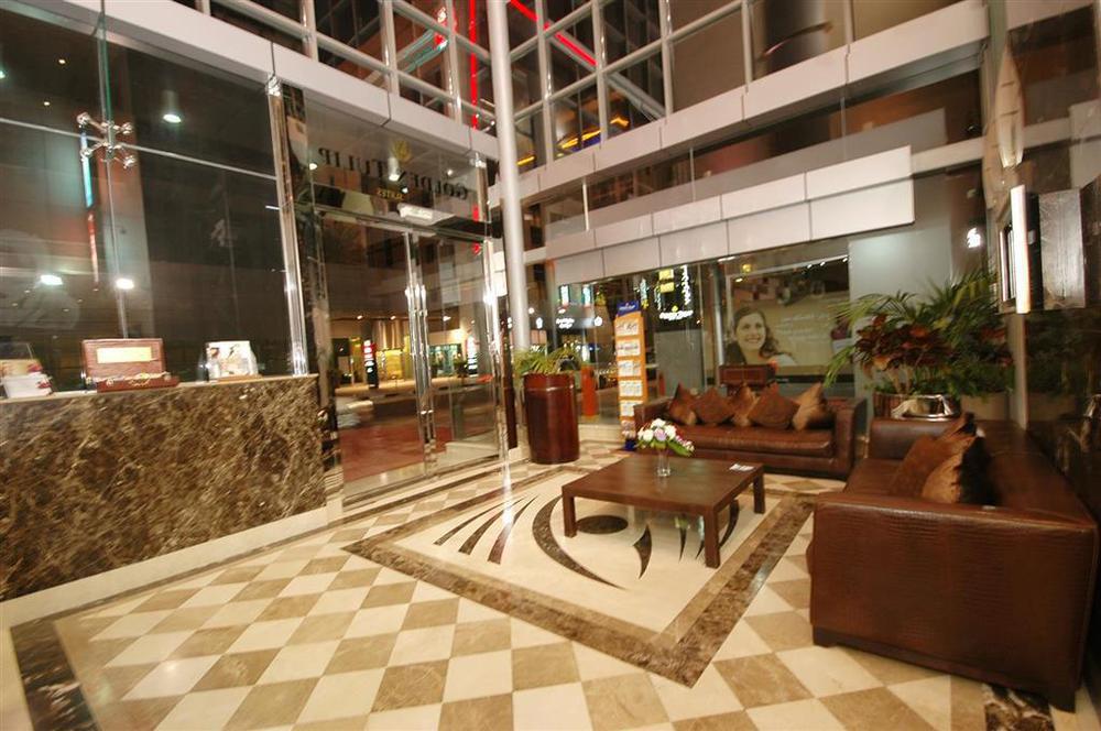 Golden Tulip Suites Hotel 3*